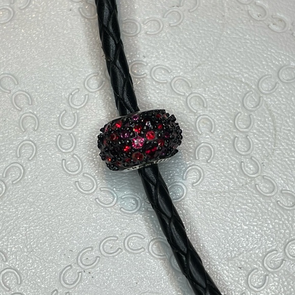 Chamilia Red/Pink Swarovski Crystals Charm - Picture 3 of 5